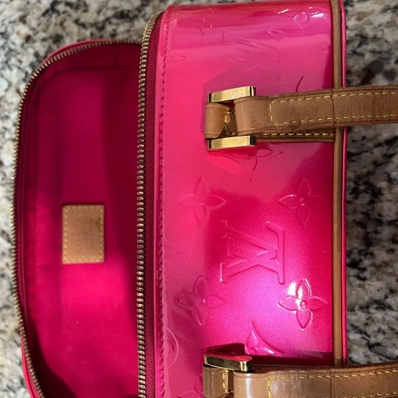 Vernis pink Louis Vuitton - Picture 5 of 6